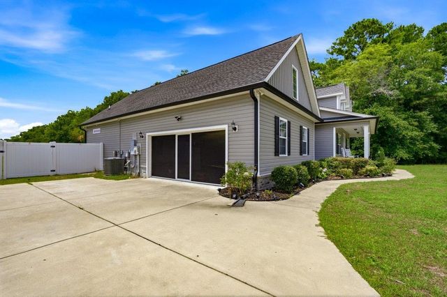 2117 Kara Dr., Conway, SC 29527