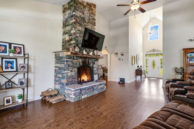 2117 Kara Dr., Conway, SC 29527