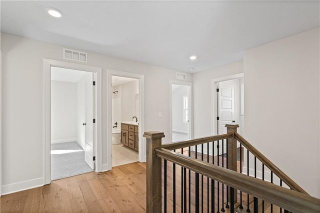 3117 SW Arbor Tree Drive, Lee's Summit, MO 64082