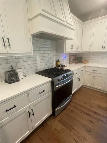 3117 SW Arbor Tree Drive, Lee's Summit, MO 64082