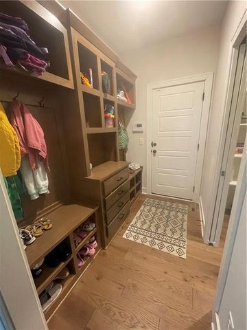 3117 SW Arbor Tree Drive, Lee's Summit, MO 64082