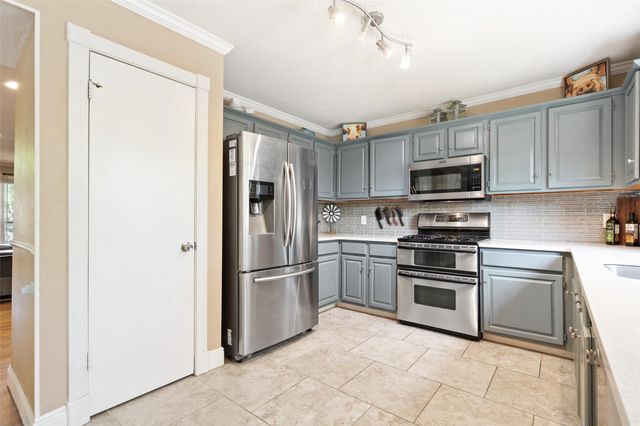 809 Setting Sun CT, Pflugerville, TX 78660