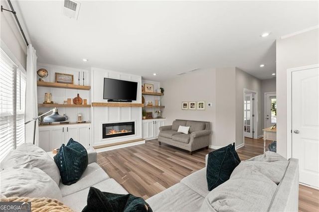 6595 Lantana Village Way, Cumming, GA 30028