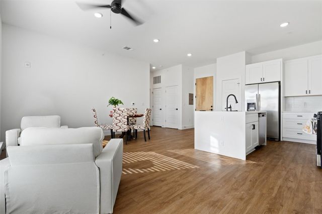 1811 Webberville RD 1305, Austin, TX 78721