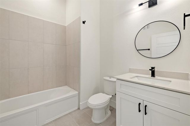 1811 Webberville RD 1305, Austin, TX 78721