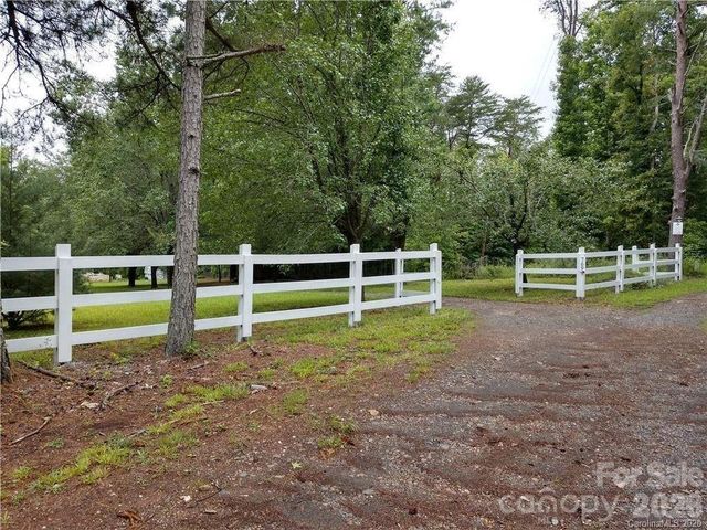 769 Dennis Road, Troy, NC 27371