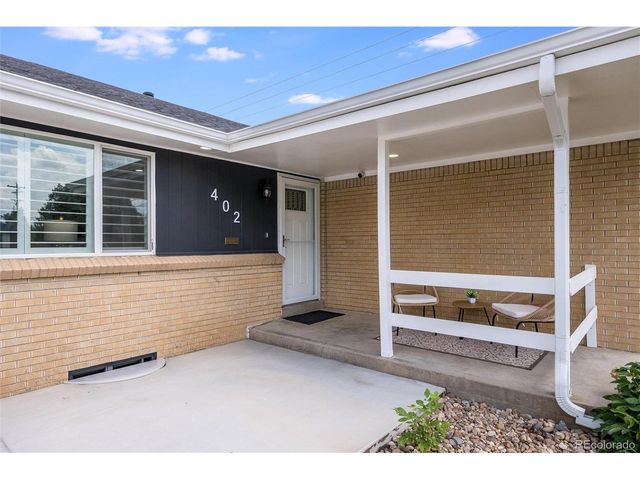 402 Ursula St, Aurora, CO 80011