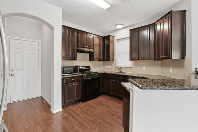 5227 Brinkman Court, Houston, TX 77091