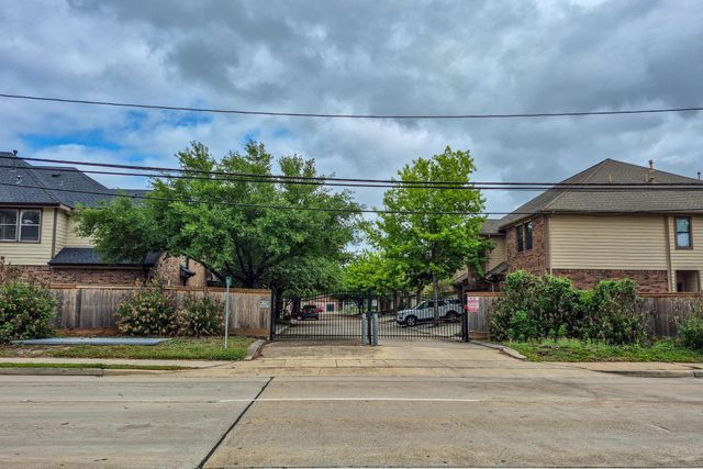 5227 Brinkman Court, Houston, TX 77091