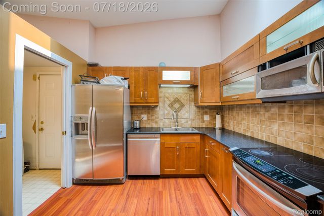 7482 Sheffield, West Bloomfield Charter Township, MI 48322