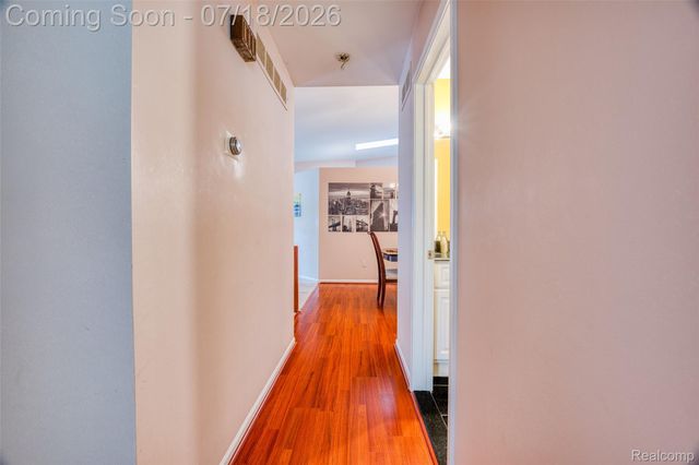 7482 Sheffield, West Bloomfield Charter Township, MI 48322