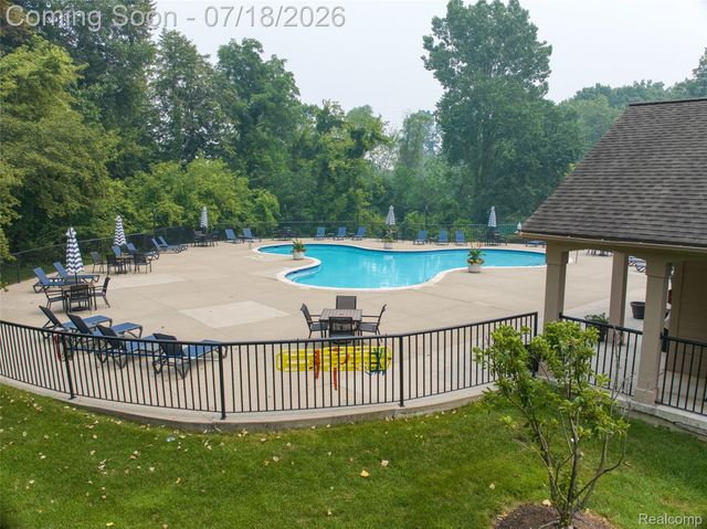 7482 Sheffield, West Bloomfield Charter Township, MI 48322