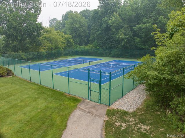 7482 Sheffield, West Bloomfield Charter Township, MI 48322