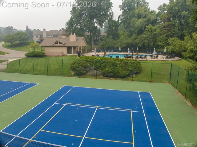7482 Sheffield, West Bloomfield Charter Township, MI 48322