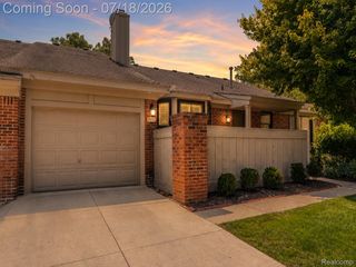 7482 Sheffield, West Bloomfield Charter Township, MI 48322