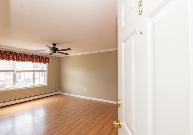 50 Brookside Dr Apt O5, Exeter, NH 03833