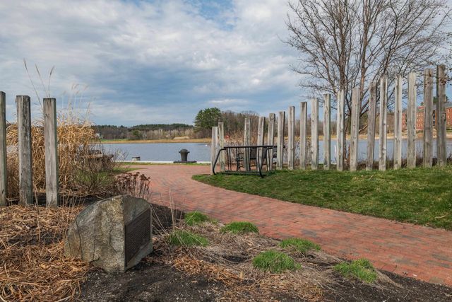 50 Brookside Dr Apt O5, Exeter, NH 03833