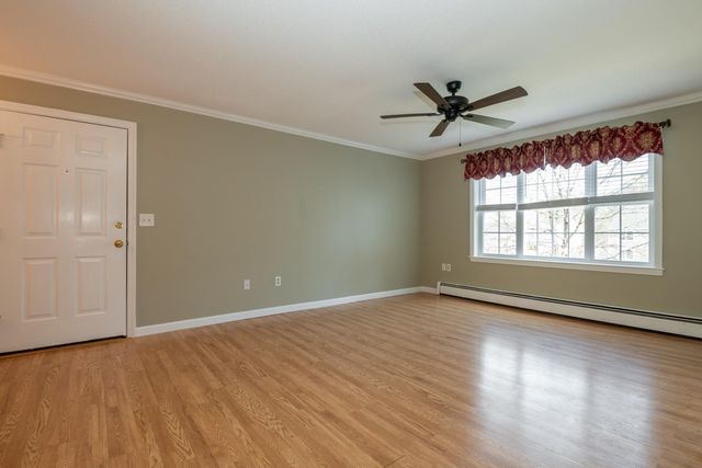50 Brookside Dr Apt O5, Exeter, NH 03833