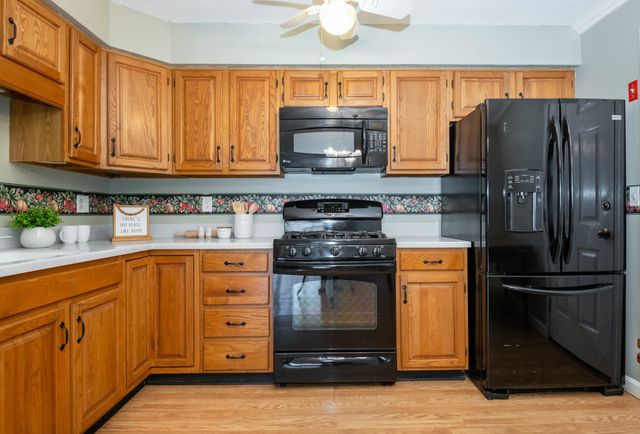 50 Brookside Dr Apt O5, Exeter, NH 03833