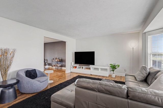 2314 Byron Shores Drive SW, Byron Center, MI 49315