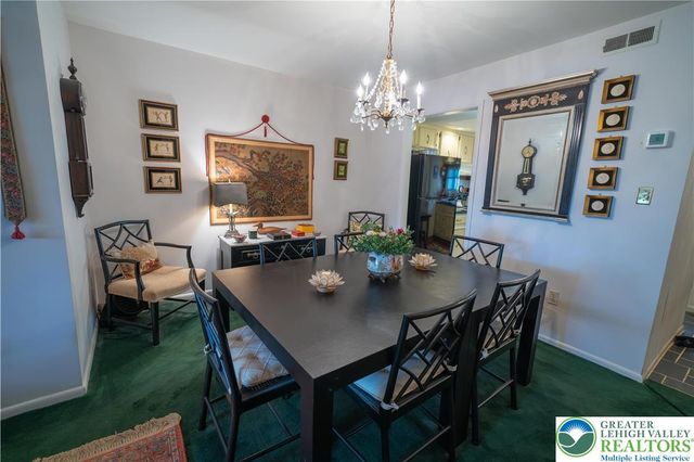 1880 Bent Pine Hill, Upper Macungie Twp, PA 18051