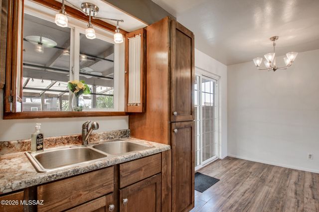 1238 S Camino Seco, Tucson, AZ 85710