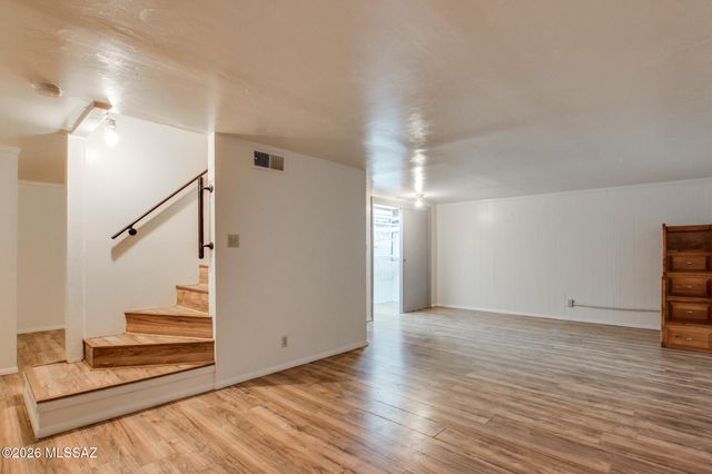 1238 S Camino Seco, Tucson, AZ 85710