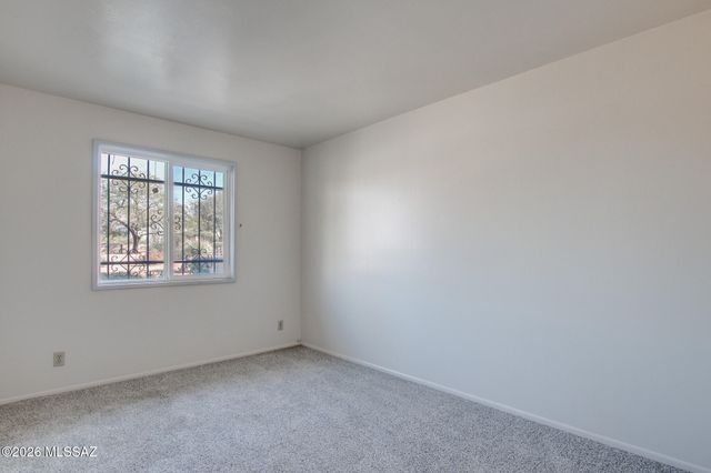 1238 S Camino Seco, Tucson, AZ 85710