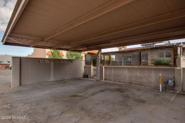 1238 S Camino Seco, Tucson, AZ 85710