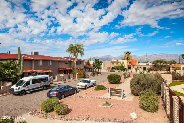 1238 S Camino Seco, Tucson, AZ 85710