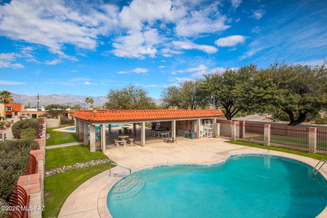 1238 S Camino Seco, Tucson, AZ 85710