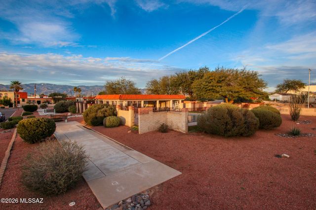 1238 S Camino Seco, Tucson, AZ 85710