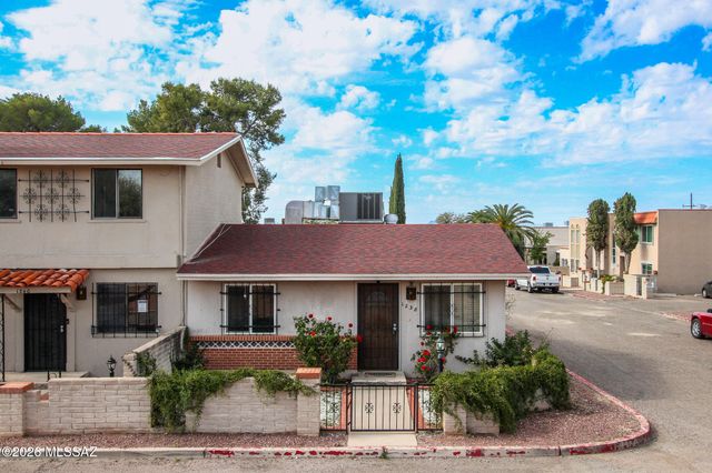 1238 S Camino Seco, Tucson, AZ 85710