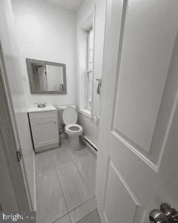 Image 5 of property listing at 4032 N MARSHALL ST, Philadelphia, PA 19140