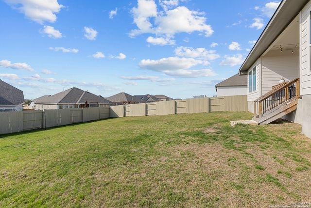 1521 ESCARPMENT, New Braunfels, TX 78132