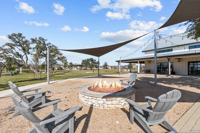 1521 ESCARPMENT, New Braunfels, TX 78132