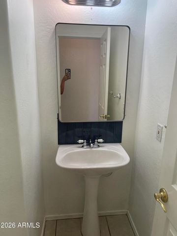 9940 E Medina Avenue, Mesa, AZ 85209