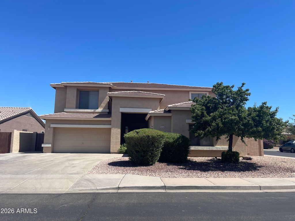9940 E Medina Avenue, Mesa, AZ 85209