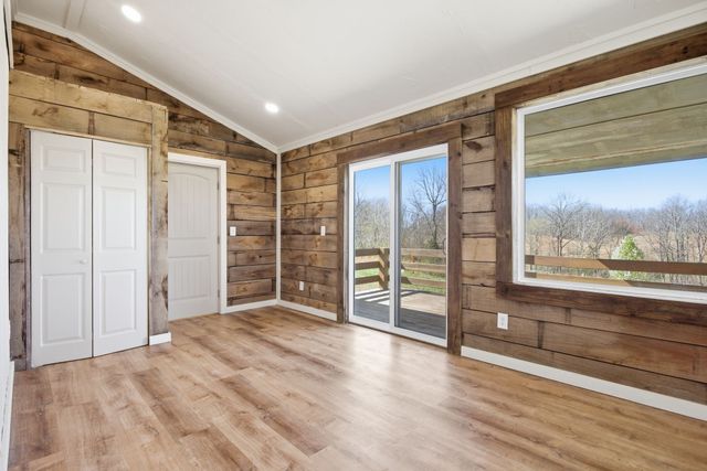 181 Ramah Rd, Leoma, TN 38468