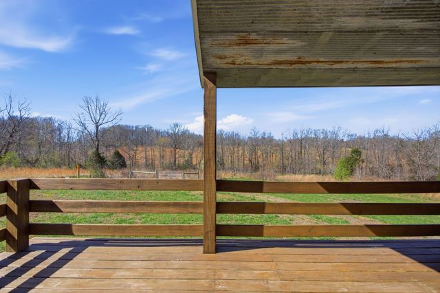 181 Ramah Rd, Leoma, TN 38468