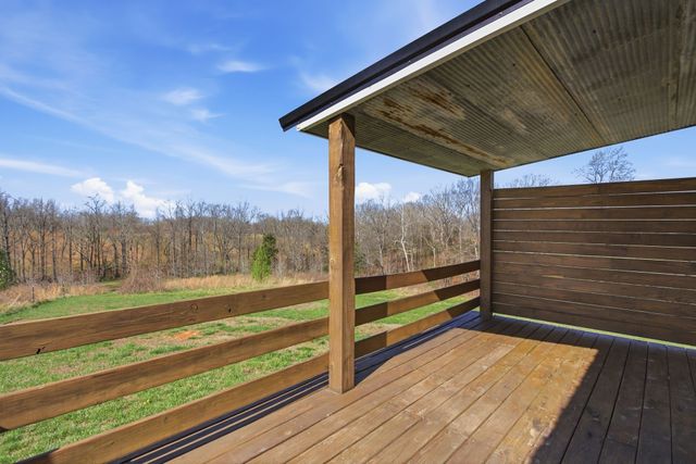181 Ramah Rd, Leoma, TN 38468