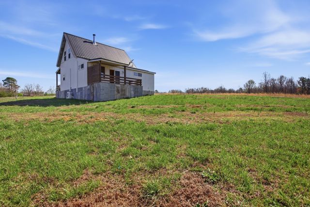 181 Ramah Rd, Leoma, TN 38468