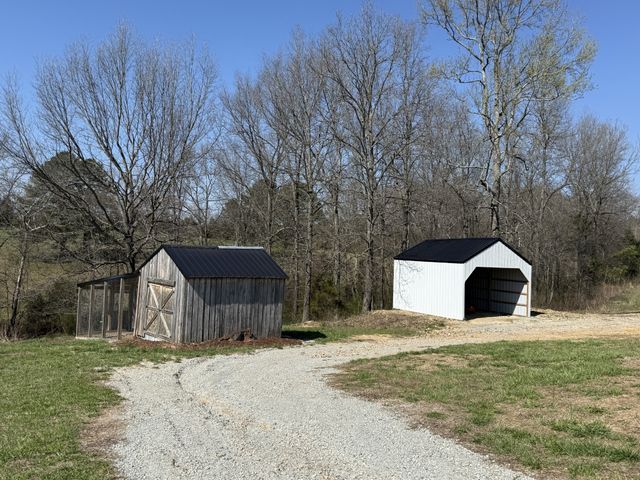 181 Ramah Rd, Leoma, TN 38468