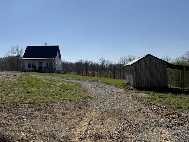 181 Ramah Rd, Leoma, TN 38468