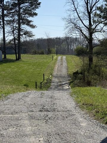 181 Ramah Rd, Leoma, TN 38468