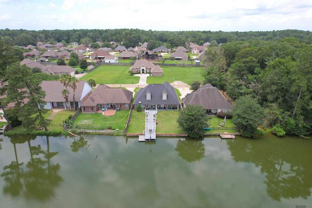12578 N Lakeshore Dr, Walker, LA 70785