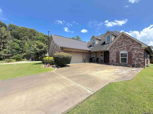 12578 N Lakeshore Dr, Walker, LA 70785