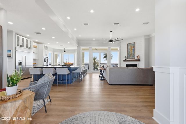 9028 HECKSCHER Drive, Jacksonville, FL 32226