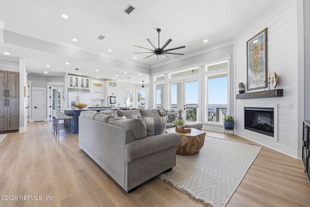 9028 HECKSCHER Drive, Jacksonville, FL 32226