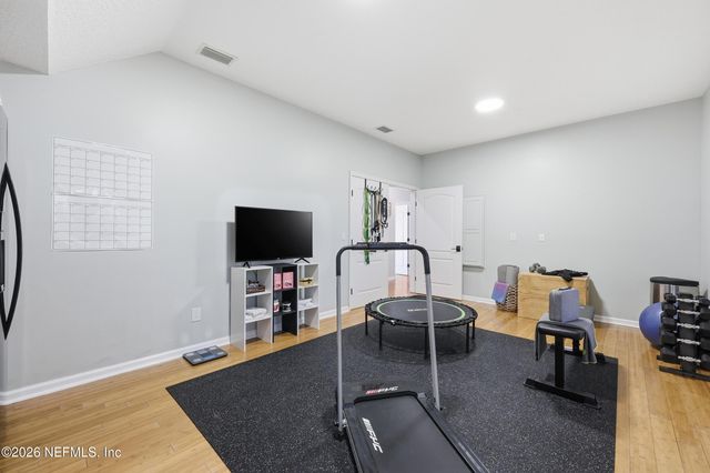 9028 HECKSCHER Drive, Jacksonville, FL 32226